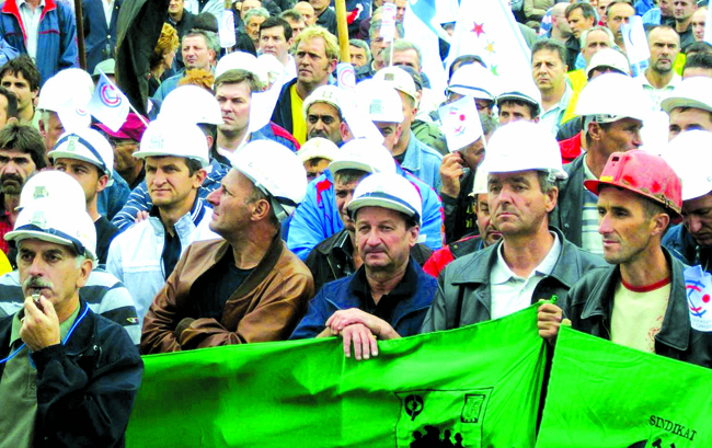 протестно окупљање рудара у Бору